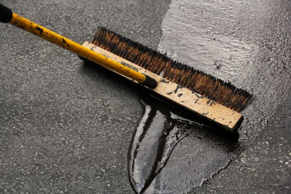 Asphalt Driveway Sealing in Murrieta